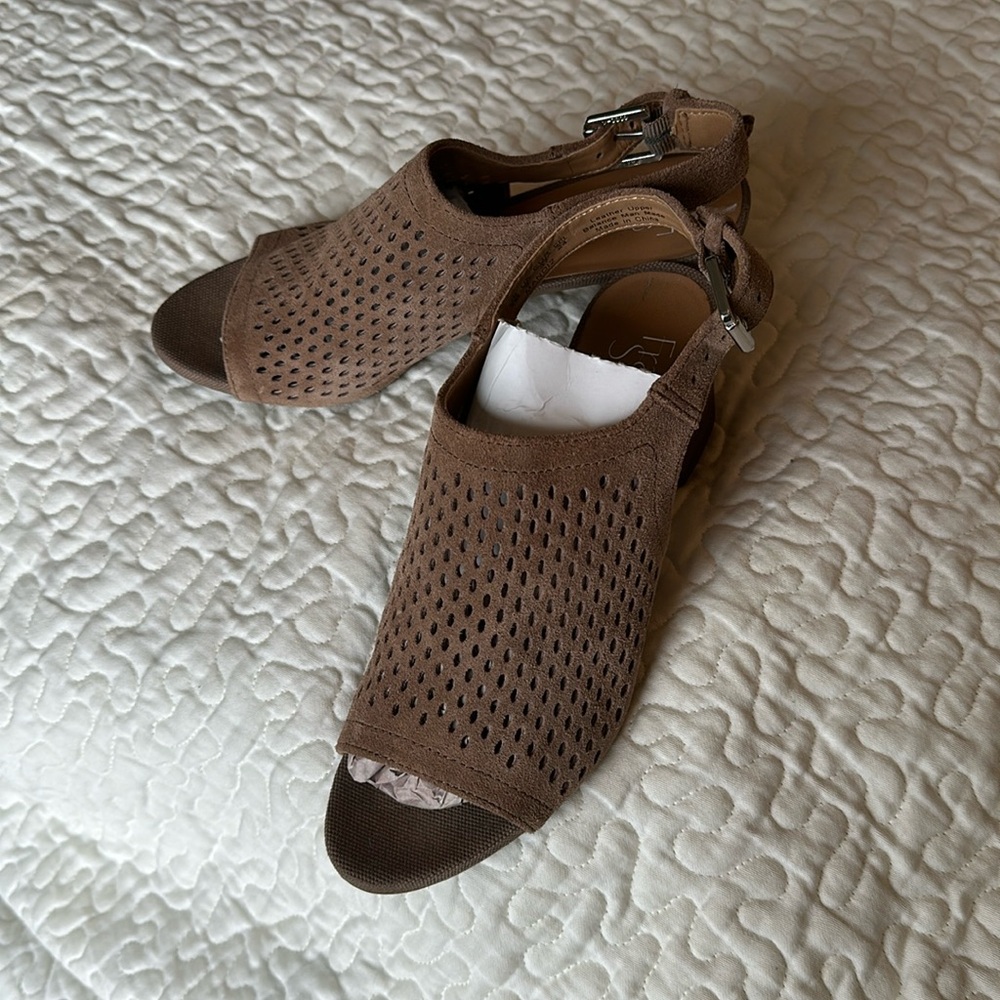 Franco Sarto sandal MANDI 2 sling back size 7 brown suede leather silver buckle